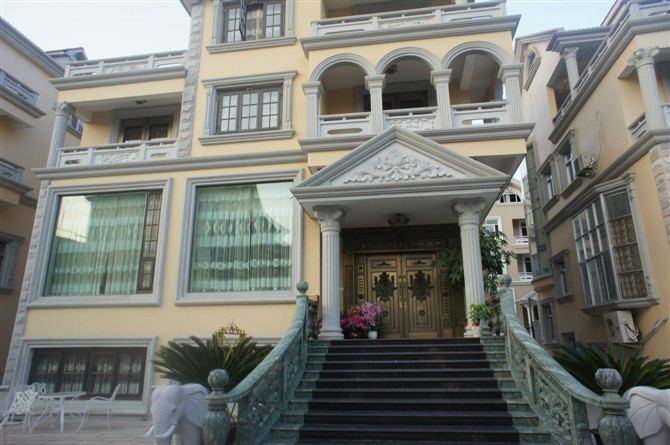 门业图片-肯德基门长期供应铜门 高档铜门 铜门配件 仿古铜门批发量大从优可定做图片